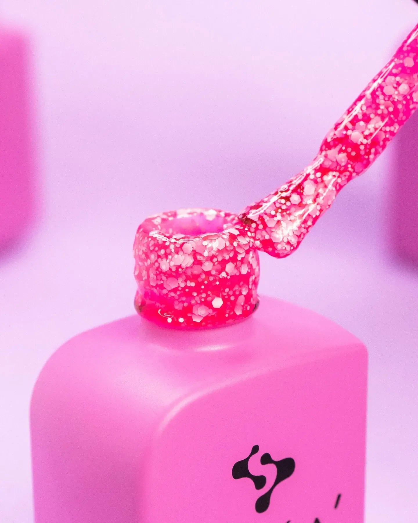 COVER BASE DNKà 0065 KISS 12ml