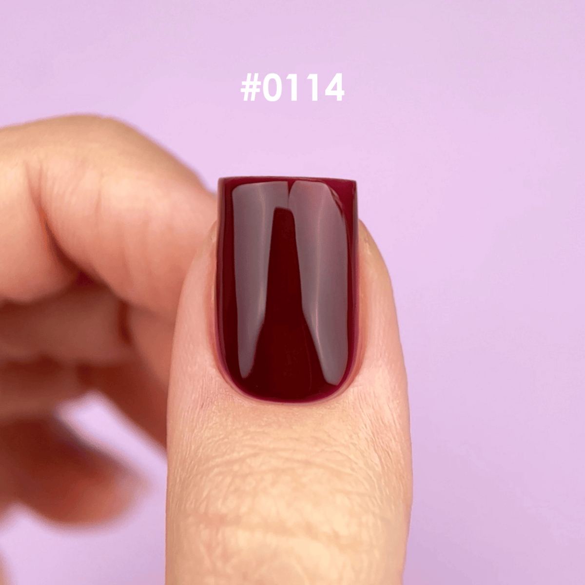 Unghie smaltate con DNKà Gel Polish 0114 Dopio