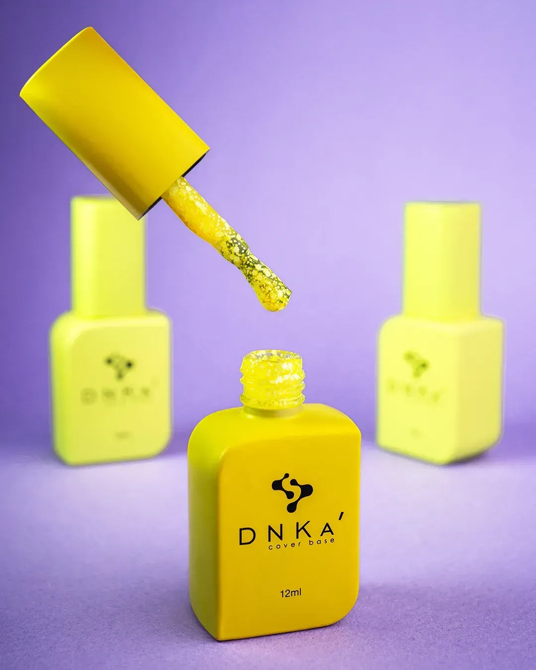 COVER BASE DNKà  0067 HOLIDAY 12ml